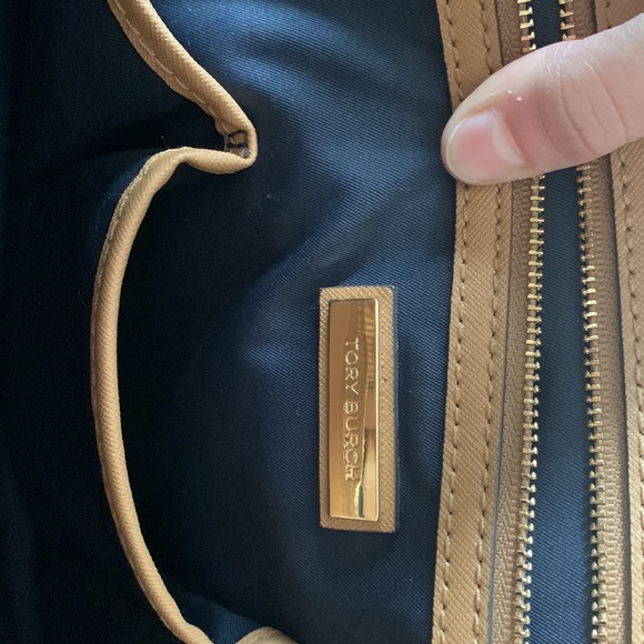 Tory Burch Robinson Purse - Picture 3 of 5